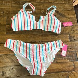 NINETY-NINE DEGREES JUNIORS STRIPED BIKINI: WHITE: NEW WITH TAGS:SIZE XL (15/17)